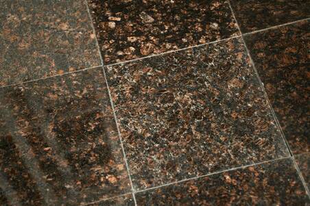 Granito Tan Brown 30.5X30.5X1
