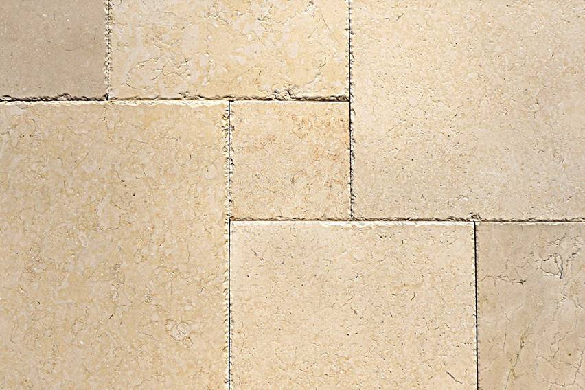 Mármol Galala Brushed Martillado Patron (72 Cms)