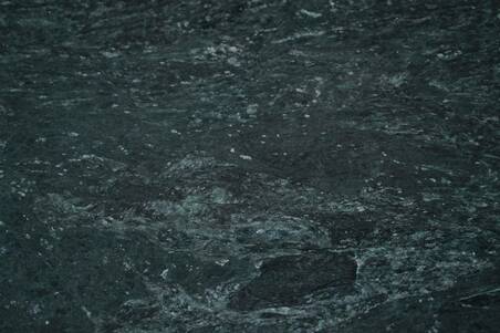 Mármol Verde Saltan Tikal 30.5X61x1