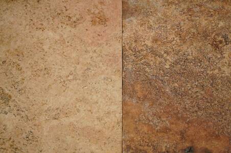 Mármol Travertinofio.Rojo Rusticatto 30.5X30.5X1