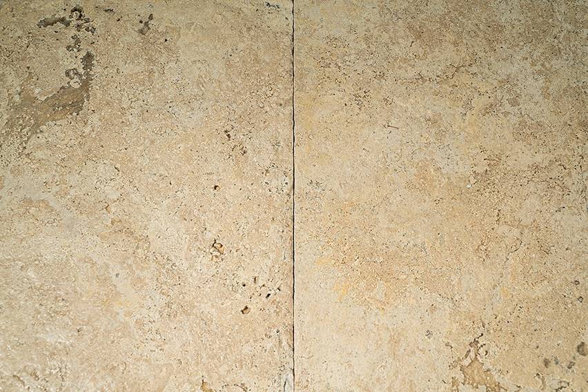 Mármol Travertino Rustico 40X60x1-1.4