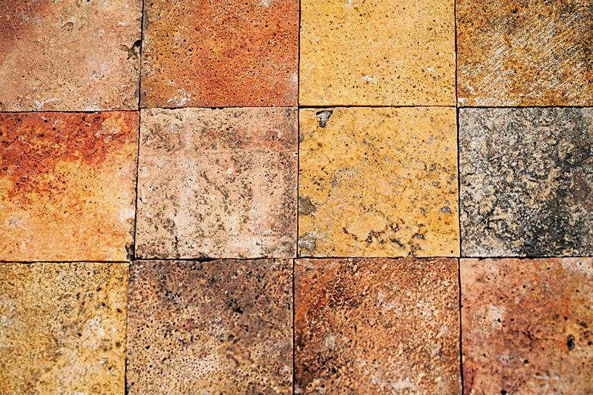 Mármol Travertino Rojo Rusticatto 10X10x1 Rec S/E