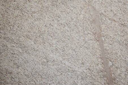 Granito Santa Cecilia Flameado Comercial Lámina