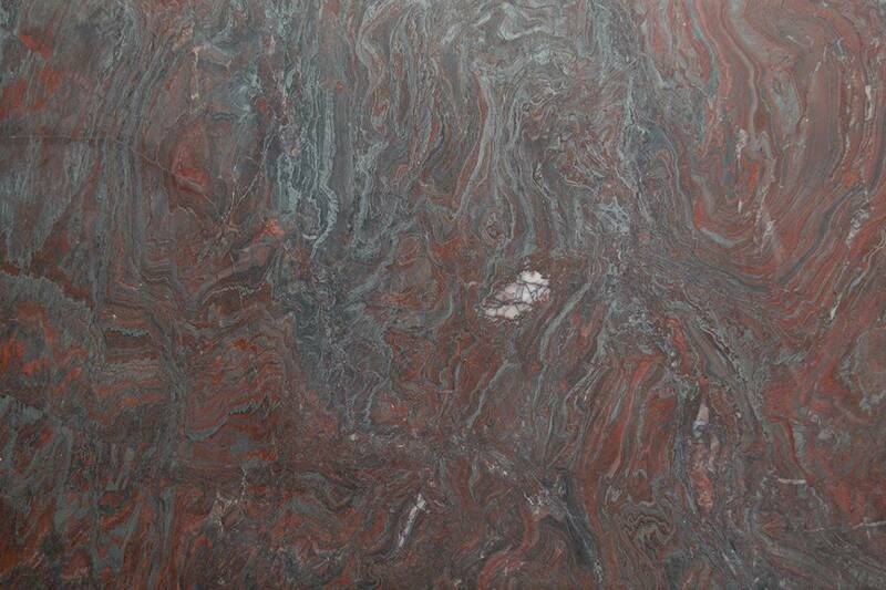 Granito Iron Red Lámina (2 Cms)