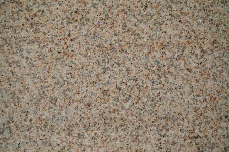 Granito Golden Pearl Flameado 60X60x1.5