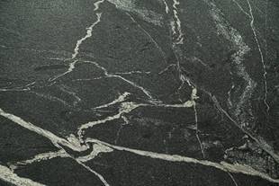 Granito Silver Grey Lamina Leather