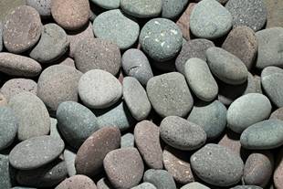 Piedra Medallon Negra Mediana