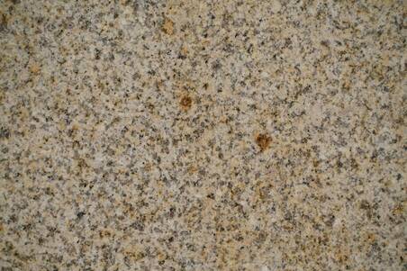 Granito Golden Pearl 1.20X60x1.5