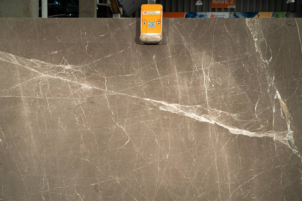 Mármol Gris Rochelle Mate Lámina | Mármoles Puente